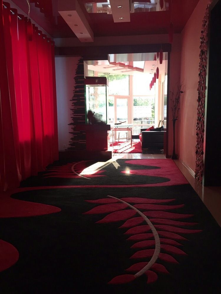 Dream Hotel Kisinyov Kültér fotó